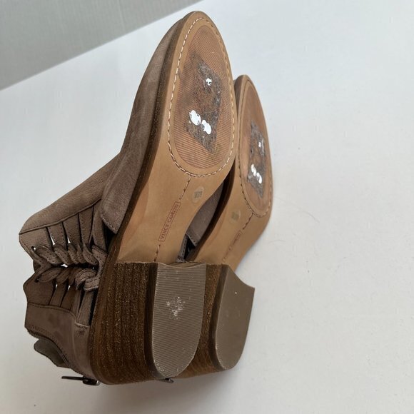 Vince Camuto Prestetta Boots Cutout Booties Rustic Brown Leather Size 7M… - Picture 9 of 10